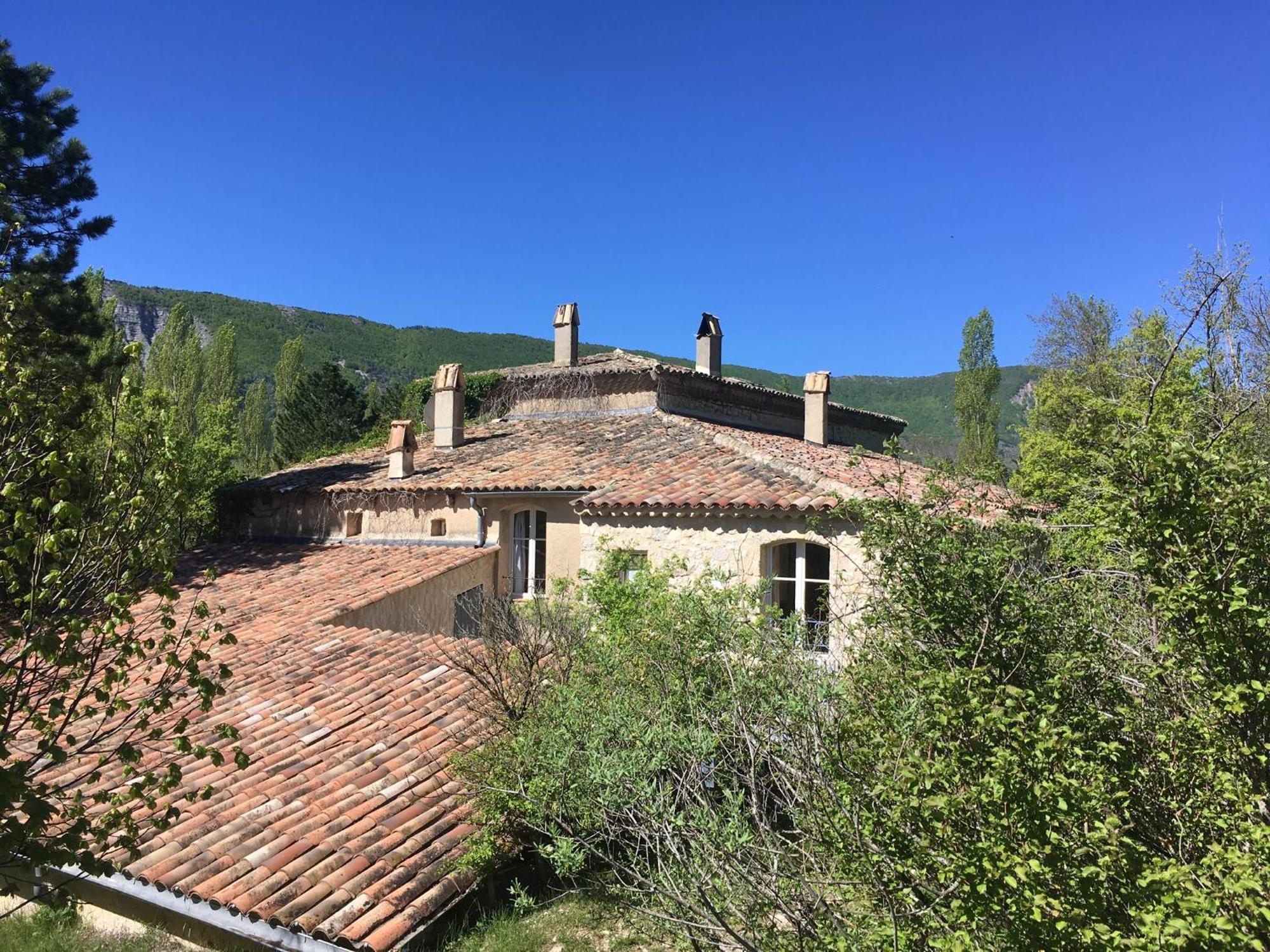 Le Moulin De La Viorne, Gite Avec Piscine Au Coeur De La Nature En Haute-Provence Les Omergues Buitenkant foto