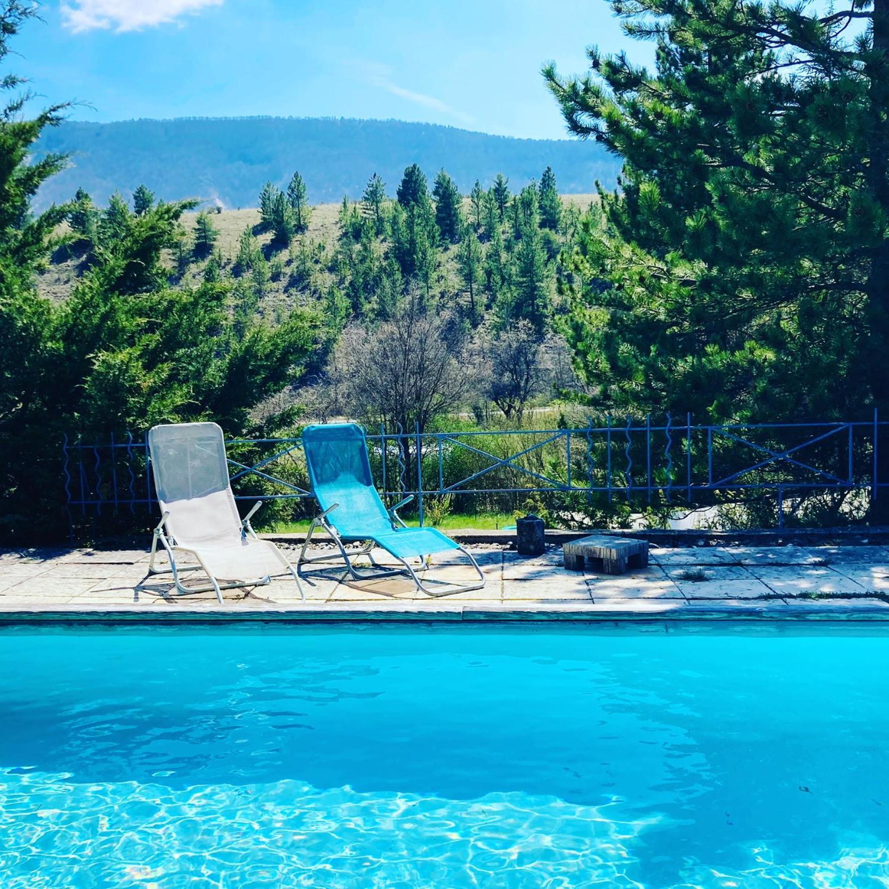 Le Moulin De La Viorne, Gite Avec Piscine Au Coeur De La Nature En Haute-Provence Les Omergues Buitenkant foto